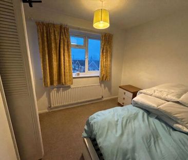 3 bedroom link detached house to rent - Photo 5