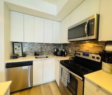 For Lease - 5260 Dundas Street Unit# C408, Burlington, Ontario - Photo 4