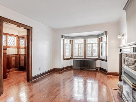 For Lease - 7 Duplex Crescent, Toronto, Ontario - Photo 3