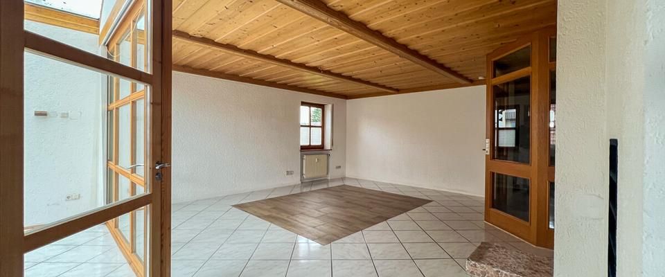 Großzügige 3-Zimmer-Wohnung mit Wintergarten und Balkon in ruhiger Lage - Foto 1
