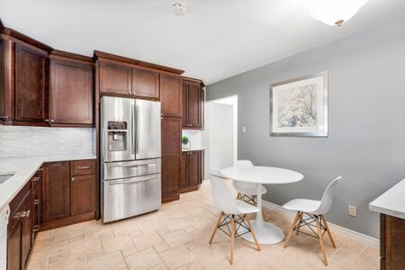 For Lease - 27 Burndale Road, Blackburn Hamlet, Ontario - Photo 4