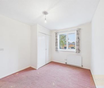 2 bedroom end of terrace house to rent - Photo 4