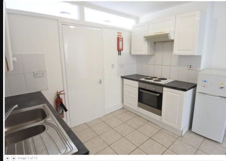 1 bedroom flat to rent - Photo 5