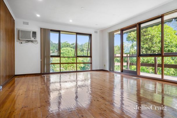 7 Yimbala Cres, Greensborough - Photo 1