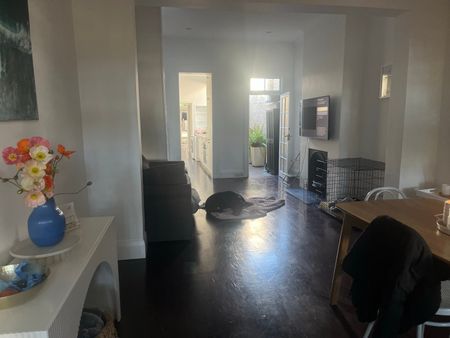 Bondi Junction - Photo 4