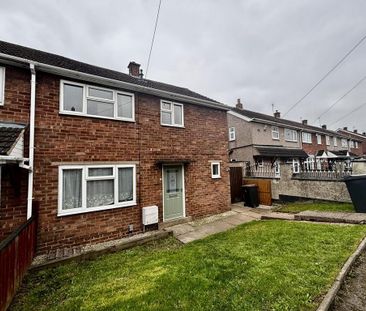 3 bedroom end of terrace house to rent - Photo 4