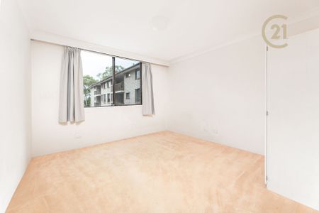 Neat and Spacious 2-Bedroom Apartment for Rent! - Photo 3