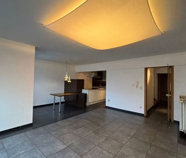 Appartement - Te huur - Photo 2