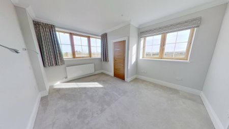 5 bedroom detached house to rent - Photo 3