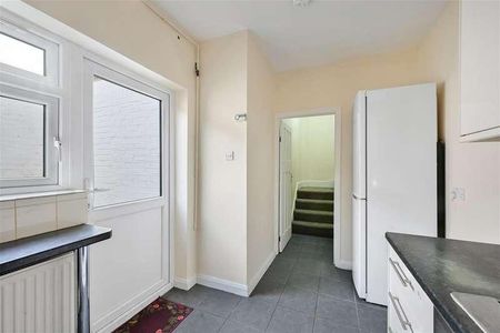 Christchurch Road, Colliers Wood, SW19 - Photo 4