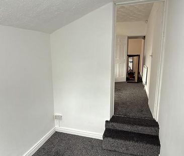 1 bedroom in a house share to rent - Photo 6