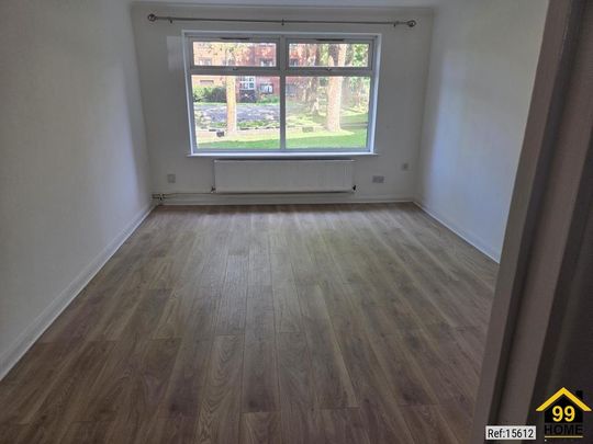 3 bedroom flat to rent - Photo 1