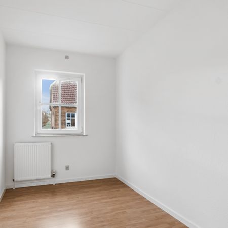 Charmerende og moderne bolig med altan - Foto 4