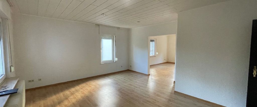 Schicke 4-Zimmer-Wohnung mit 2 Balkonen nähe Kurpark - Foto 1