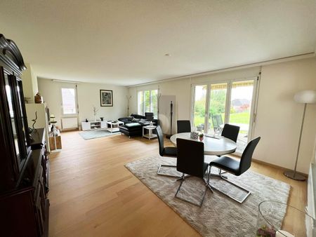 QUIET LOCATION WITH COZY LIVING ROOM - Photo 3