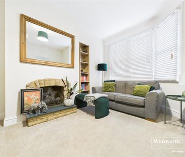 3 bedroom semi-detached house to rent - Photo 3