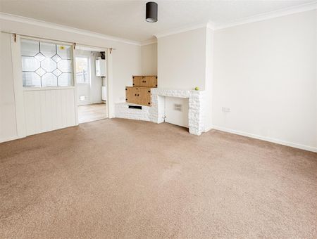 Bodiam Crescent, Eastbourne, BN22 9HQ - Photo 5