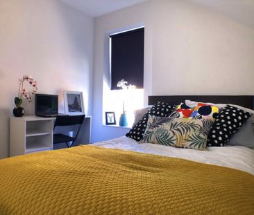 4 bed Apartment for Rent - Photo 5