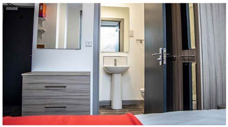 Dean Road, Scarborough - Photo 2