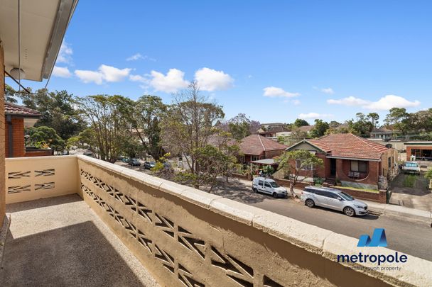 7/27 Harnett Avenue, Marrickville NSW 2204 - Apartment For Rent | Domain - Photo 1