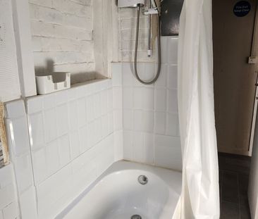 Room in a Shared Flat, Wellgate, S60 - Photo 6