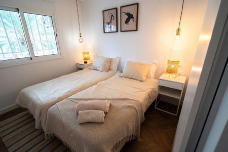 3 Bedroom Apartment For Rent in Marbella, Málaga - Photo 2