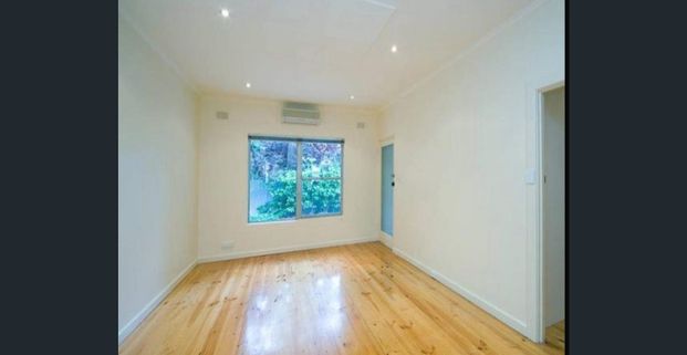 An ultimate offer of serenity and convenience - Photo 1