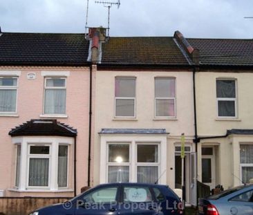 1 Bed - Room 2 - Salisbury Avenue, Westcliff On Sea - Photo 2