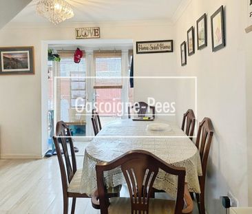 Popley, RG24 - Photo 2