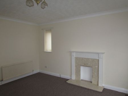 2 Bedroom House To Rent in Orton Longueville - £925 pcm - Photo 2