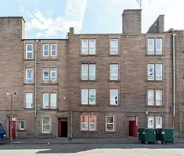 Pitfour Street, (1st Floor) West End, Dundee, DD2 - Photo 2