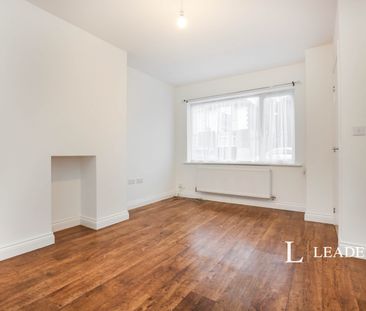 3 bedroom house to rent Wallis Road, NN15 - Photo 2