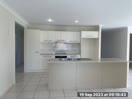 32 Granger Street - Photo 3