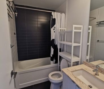 For Lease - 4055 Parkside Village Drive Unit# 819, Mississauga, Ont... - Photo 2