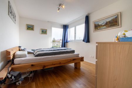 Attractive 4.5-room apartment on the 2nd floor for rent - Foto 4