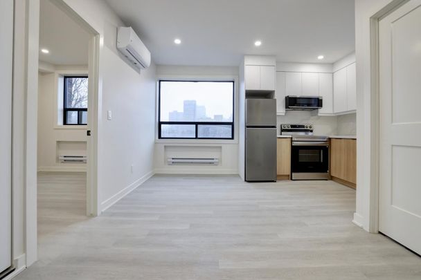 For Lease - 20 Duke Street Unit# 305, Hamilton, Ontario - Photo 1