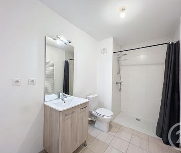 Location Appartement 2 pièces 43m² MELUN 77000 - Photo 6