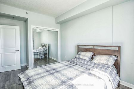 For Lease - 5317 Upper Middle Road Unit# 323, Burlington, Ontario - Photo 3