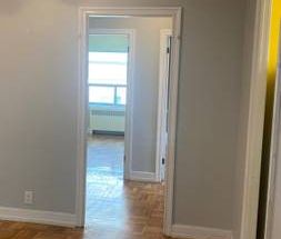 2 bedroom available steps from Old Mill Station - Photo 4