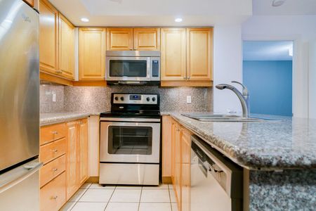 For Lease - 5 Northtown Way Unit# 1201, Toronto, Ontario - Photo 5