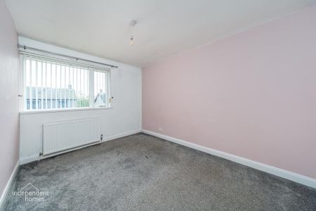 6 Garron Crescent, Larne, BT40 2AT - Photo 3