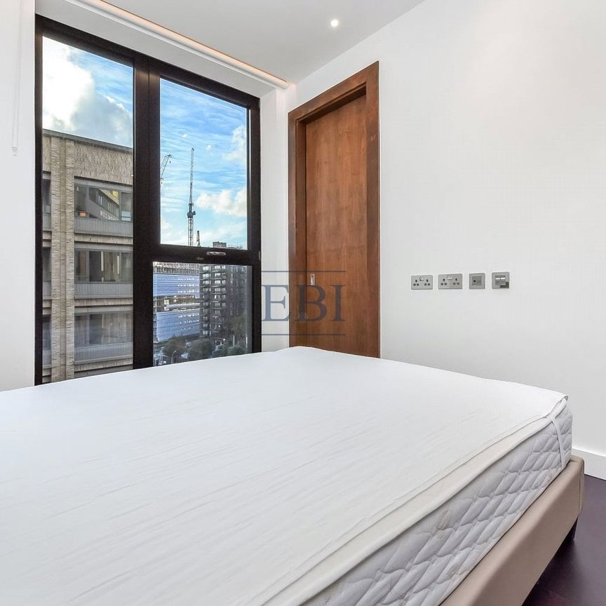 Haines House, 10 Charles Clowes Walk, SW11 7AH - Photo 1