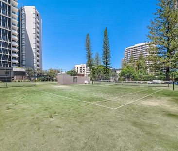 Newly renovated and spacious 1-bedroom apartment featuring modern f... - Photo 5