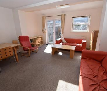 5 bedroom house to rent - Photo 1