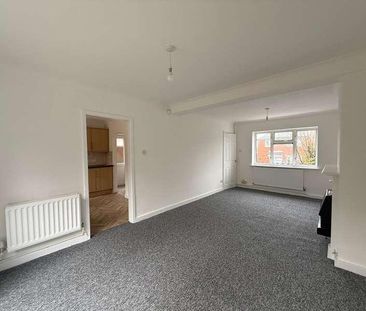 Wychbury Road, Wollescote, DY9 - Photo 4