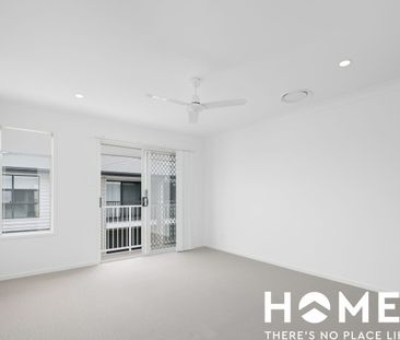 Fully ducted townhouse in a Prime Location - Photo 2