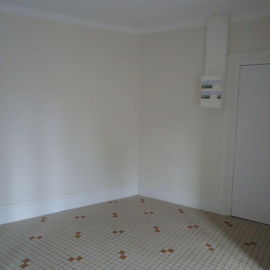 Location Appartement 1 pièce 30m² NEVERS 58000 - Photo 1
