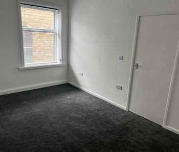 1 bedroom semi-detached house to rent - Photo 2