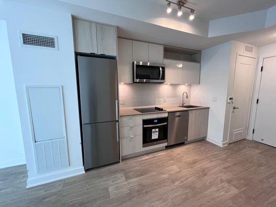 For Lease - 135 LOWER SHERBOURNE Street Unit# 2423, Toronto, Ontario - Photo 1