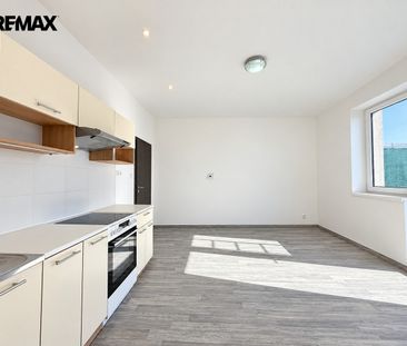 Pronájem bytu 2+kk 44 m² - Photo 3